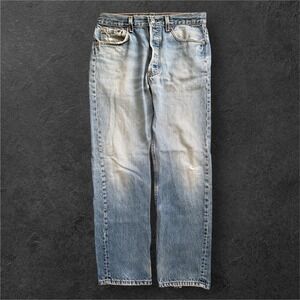 Levi's 501 Jeans Mens Tag 34x33 Button Fly Light Wash Denim USA Made 90s